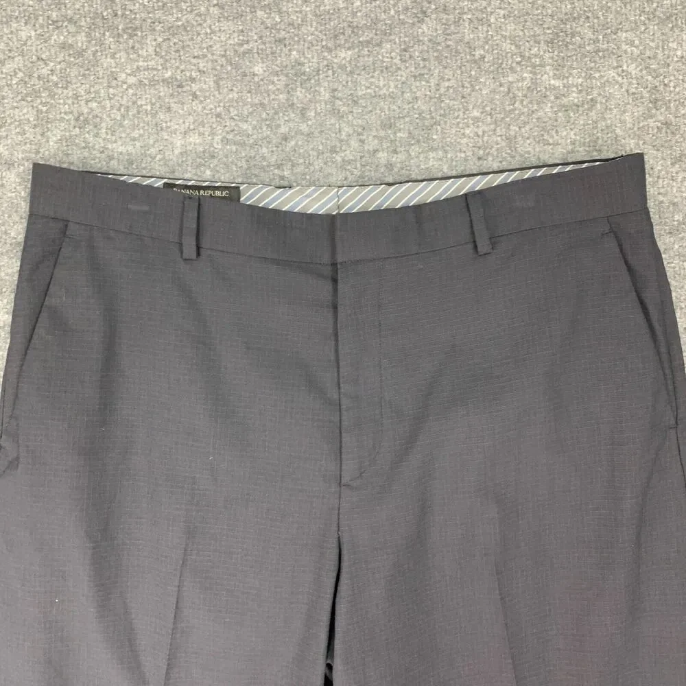 Banana Republic Classic Dress Pant Mens 35 Gray Straight Leg Mid Rise Flat Front